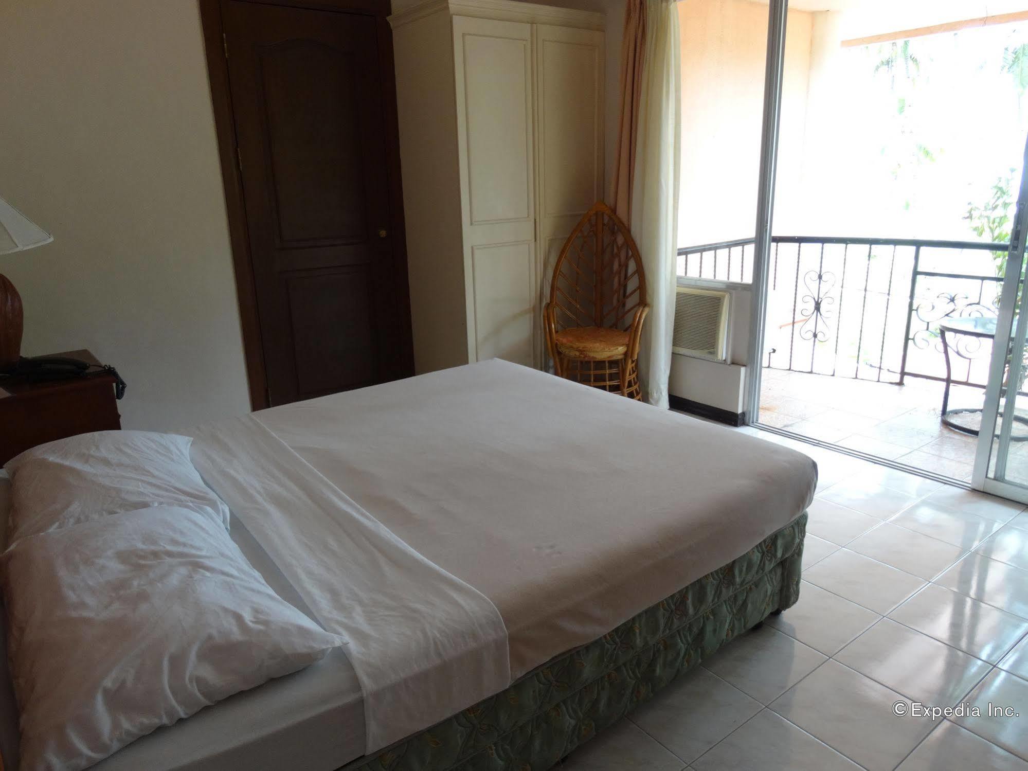 Chateau Del Mar Davao City Εξωτερικό φωτογραφία