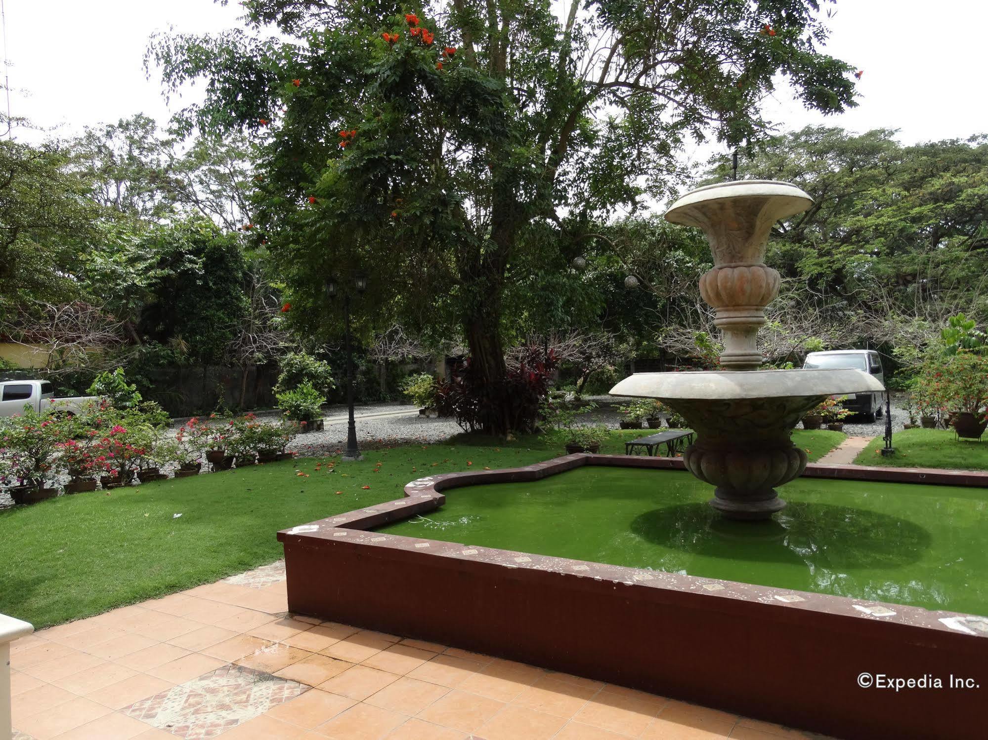 Chateau Del Mar Davao City Εξωτερικό φωτογραφία